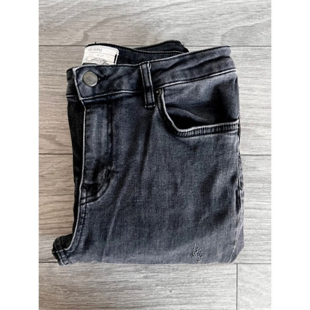 Free People Black Great Heights Skinny Jeans Frayed‎ Hem Distressed Size 27